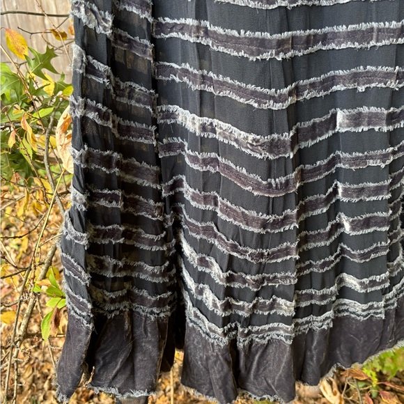 Erge Black Velvet Chemise - Picture 4 of 8